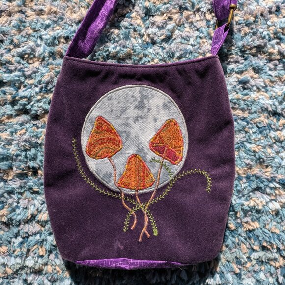 Sapphic Oracle Crossbody Bag - Picture 2 of 2